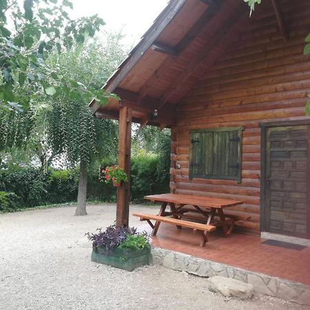 Cabana De Madera La Encina Burunchel Exterior photo